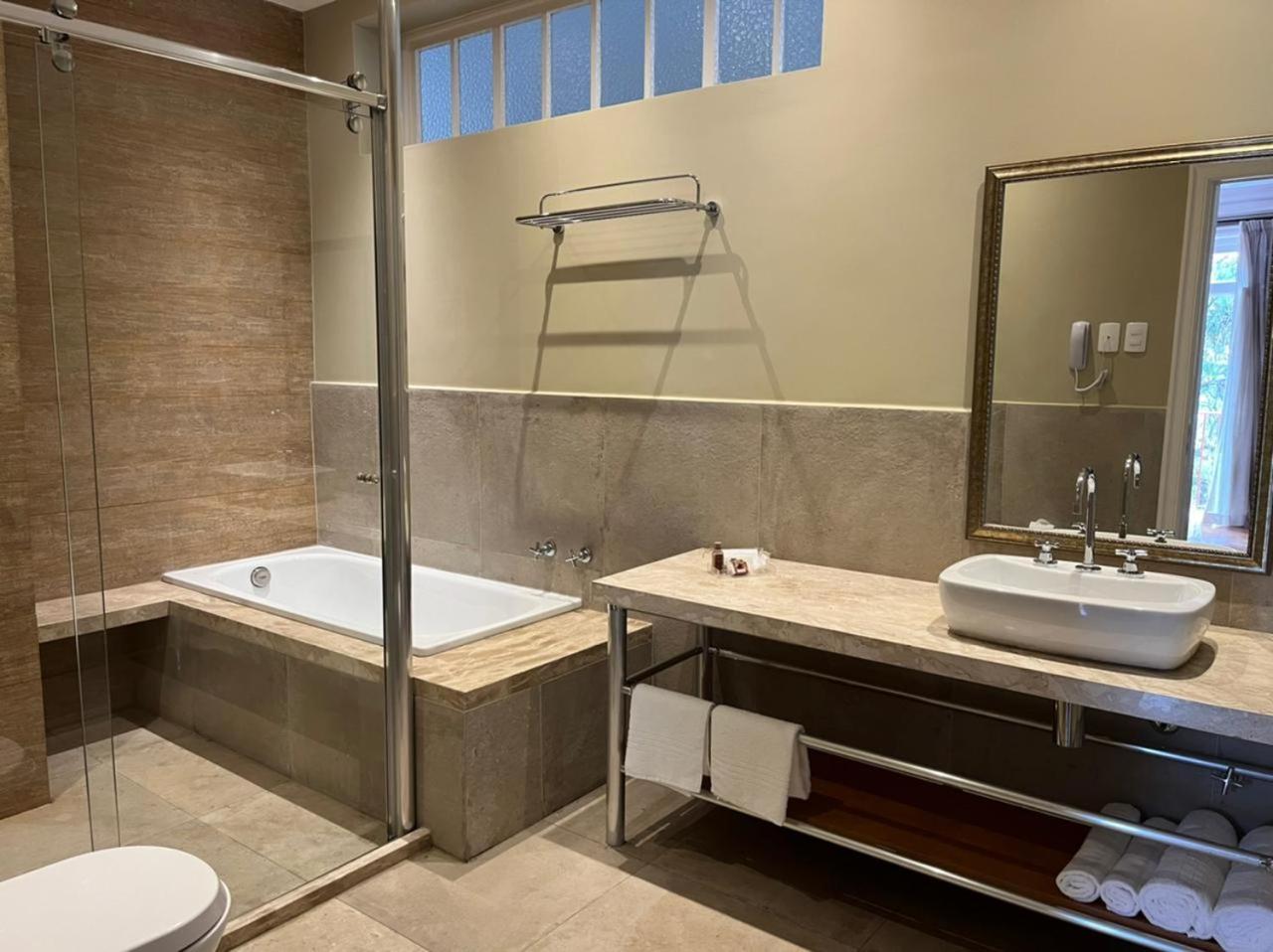 Escola Bela Vista Hotel 4*